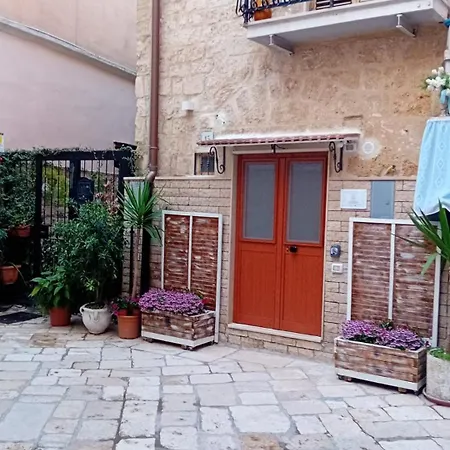 Guest house Serafina's 3*